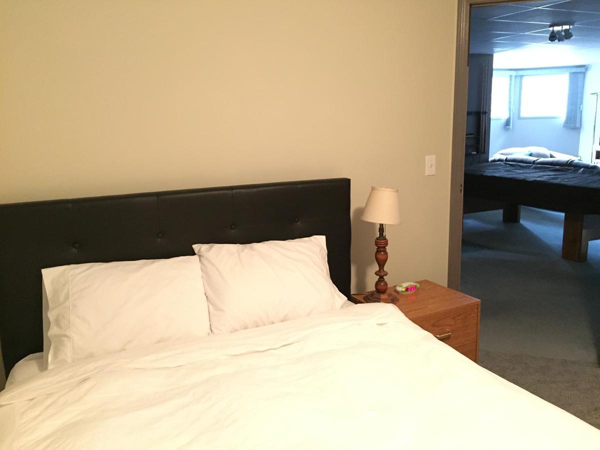 Bed&Breakfast Monarch Canmore Exterior foto